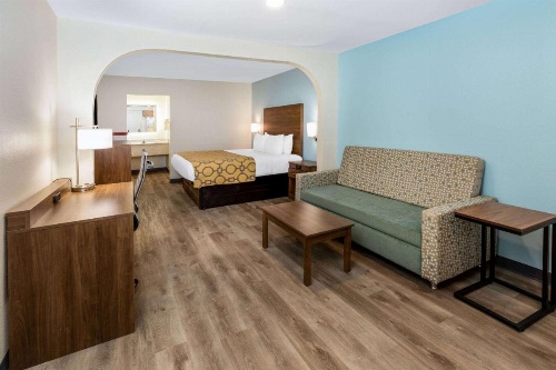  Baymont by Wyndham Biloxi Ocean Springs image 18