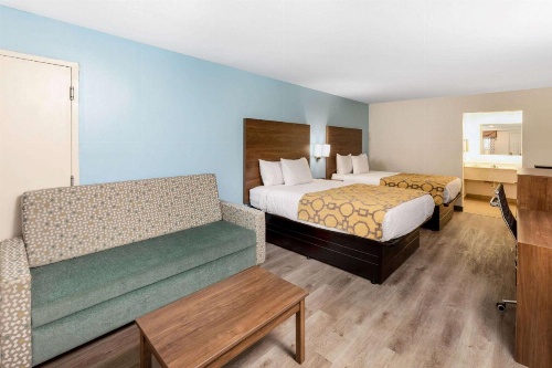  Baymont by Wyndham Biloxi Ocean Springs image 25