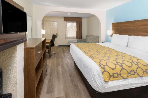  Baymont by Wyndham Biloxi Ocean Springs image 29