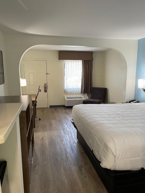  Baymont by Wyndham Biloxi Ocean Springs image 7